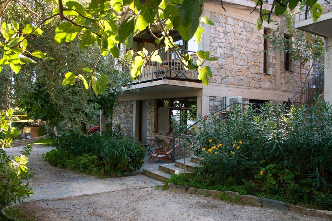 Studios Kyparissi & Spa Тірос Екстер'єр фото